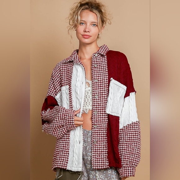 POL Houndstooth Contrast Cable Knit Pocket Shacket - Picture 1 of 4